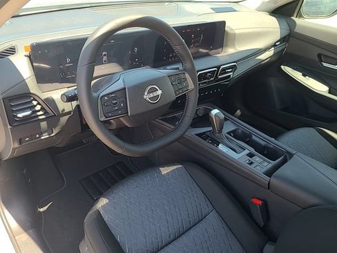 New 2026 Nissan Sentra SV w/ SV Convenience Package FWD image 12