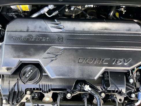 Used 2024 Hyundai Elantra SEL FWD image 32