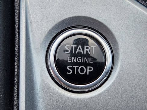 Used 2025 Nissan Altima 2.5 SV FWD image 21