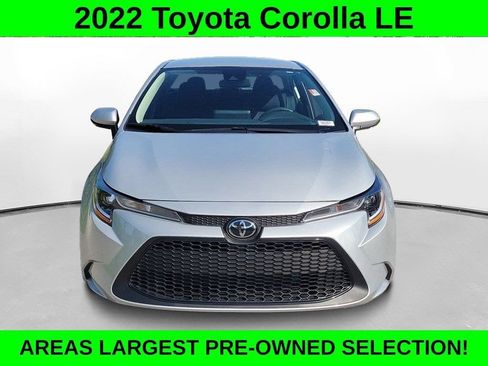 Certified 2022 Toyota Corolla LE FWD image 2
