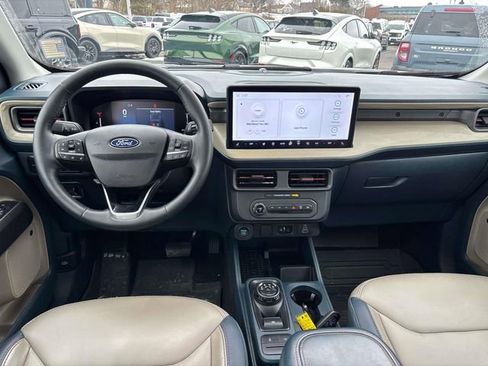 Certified 2025 Ford Maverick Lariat w/ 4K Tow Package image 12