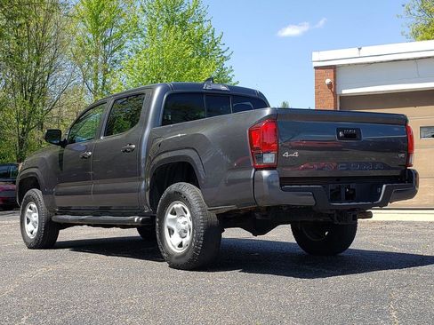 Used 2021 Toyota Tacoma SR AWD/4WD image 3