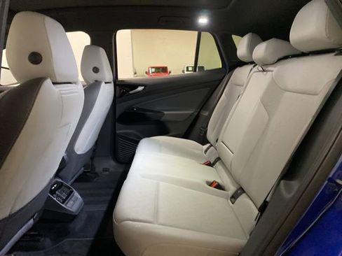 Used 2022 Volkswagen ID.4 Pro S w/ Gradient Package RWD image 22