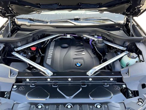 New 2026 BMW X5 xDrive40i w/ M Sport Package image 16