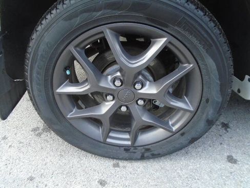 Used 2021 Jeep Grand Cherokee Limited w/ Quick Order Package 28K 80th image 16