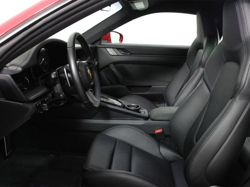 Used 2024 Porsche 911 Carrera GTS image 5