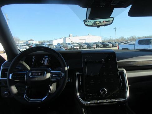 New 2026 GMC Yukon Elevation w/ Elevation Premium Package image 16