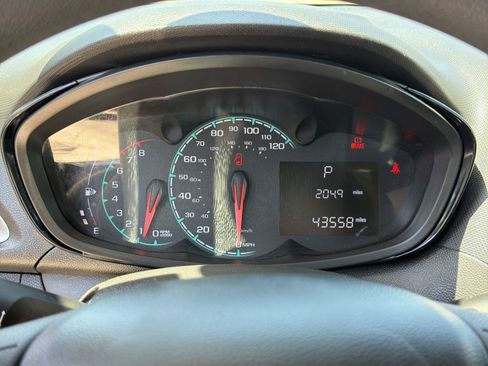 Used 2022 Chevrolet Spark LS FWD image 10