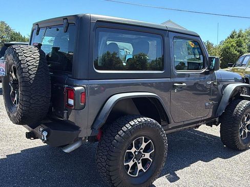 Used 2022 Jeep Wrangler Sport AWD/4WD image 5
