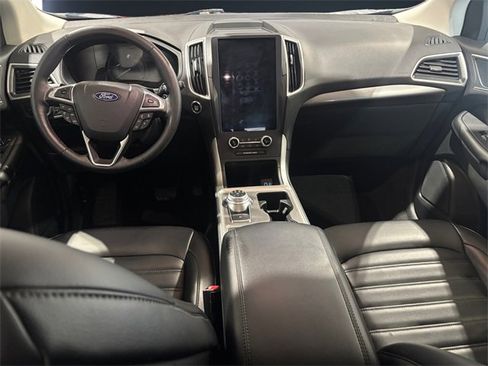 Used 2024 Ford Edge SEL w/ Convenience Package image 10