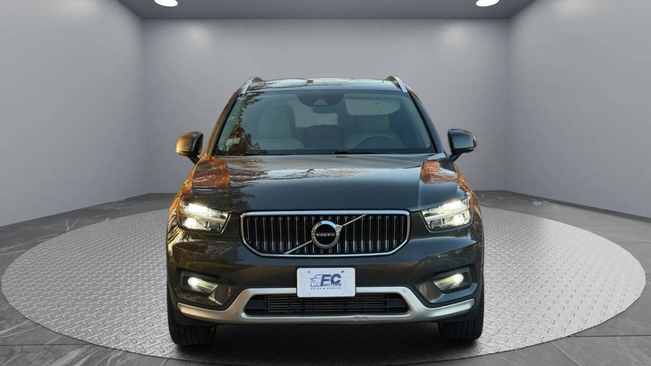 Used 2019 Volvo XC40 T5 Inscription AWD/4WD image 2