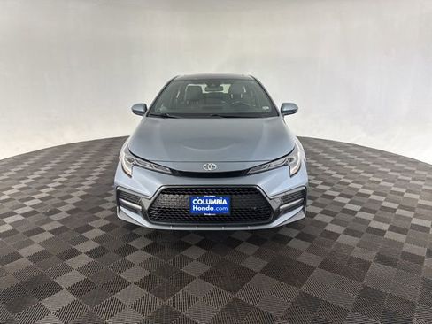Used 2022 Toyota Corolla SE w/ SE Premium Package image 2