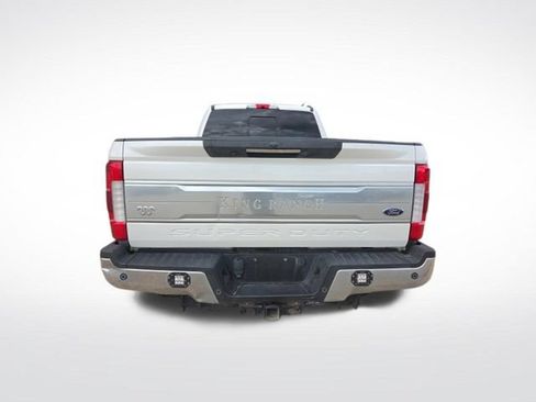 Used 2018 Ford F250 King Ranch w/ King Ranch Ultimate Package AWD/4WD image 6
