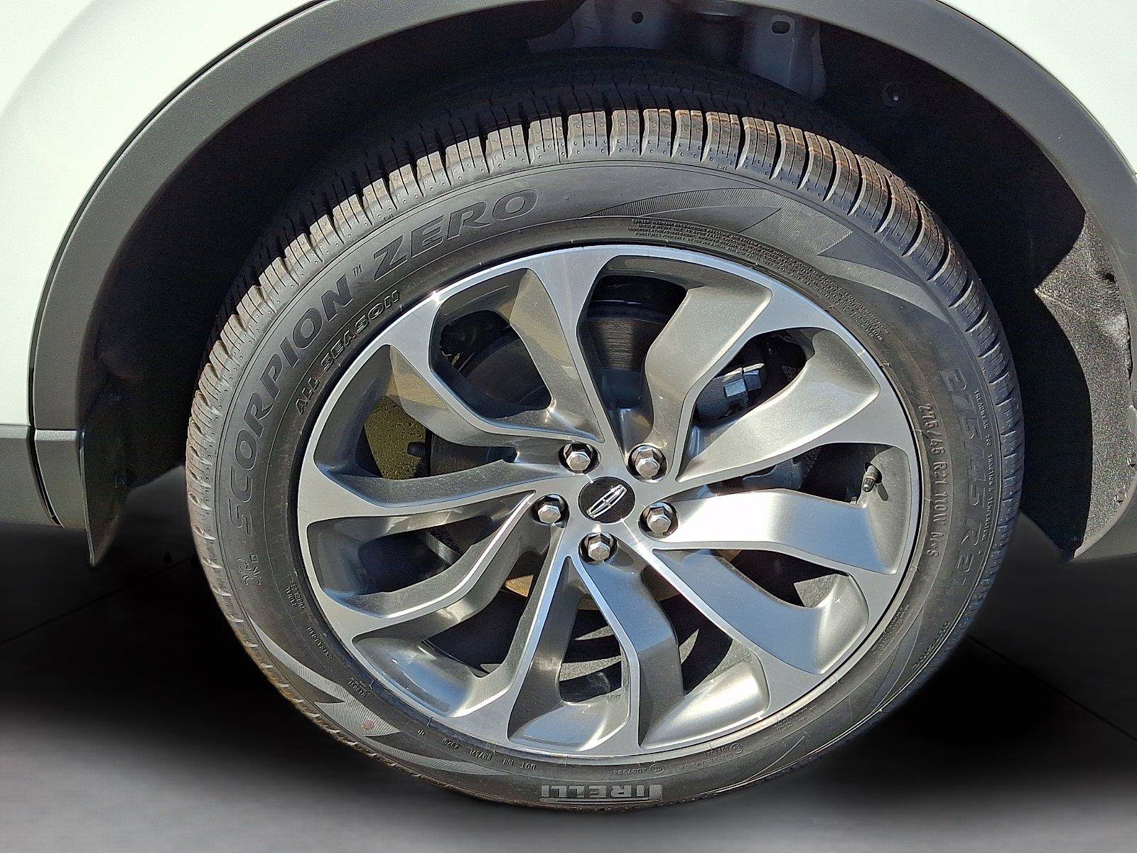 New 2027 Lincoln Aviator Reserve AWD/4WD image 18