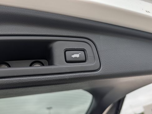 Used 2021 Honda Pilot Touring image 19