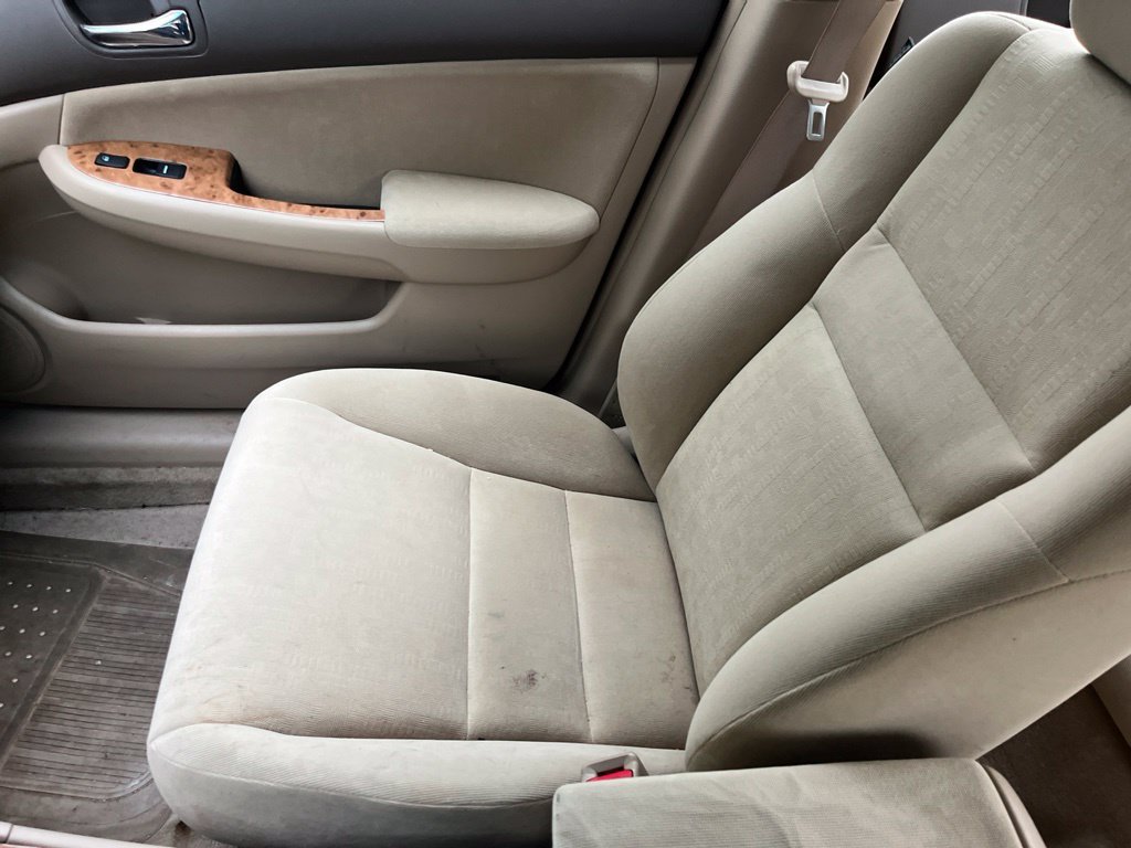 Used 2004 Honda Accord EX image 9