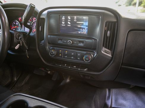 Used 2018 GMC Sierra 1500 2WD Regular Cab image 23