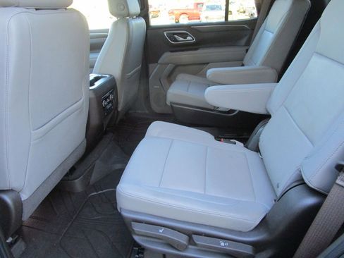 Used 2021 Chevrolet Tahoe LT image 17