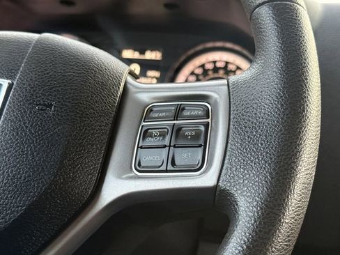 Used 2021 RAM 1500 Classic SLT image 27