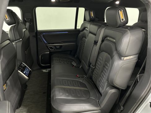 Used 2023 Rivian R1S Adventure image 21