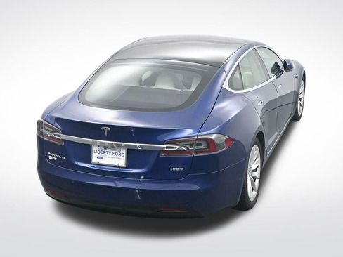 Used 2019 Tesla Model S Standard Range AWD/4WD image 28