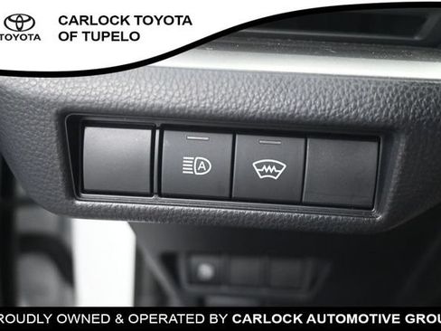 Used 2026 Toyota Prius LE FWD image 22