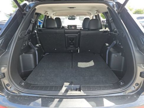 Used 2025 Mitsubishi Outlander SE AWD/4WD image 10