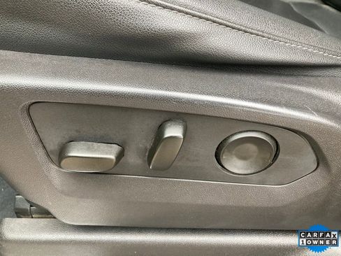 Certified 2024 GMC Sierra 1500 SLT image 33