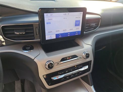 Used 2023 Ford Explorer XLT w/ Equipment Group 202A image 32