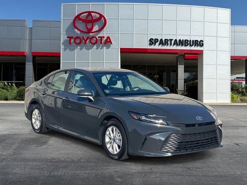 Used 2025 Toyota Camry LE FWD image 1