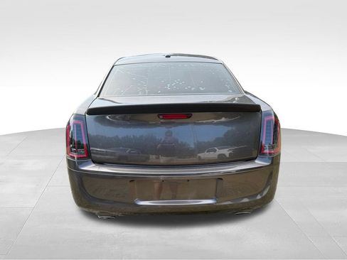 Used 2014 Chrysler 300 S RWD image 5