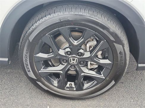 Used 2025 Honda HR-V Sport image 8