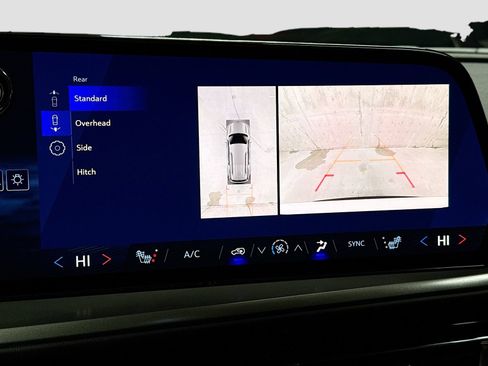 New 2026 Chevrolet Traverse LT w/ Driver Confidence Package image 18