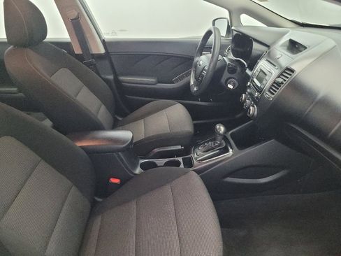 Used 2018 Kia Forte LX image 21