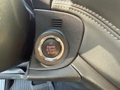 Used 2023 Subaru Outback Touring XT AWD/4WD image 14
