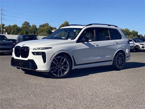 Certified 2025 BMW X7 M60i image 2