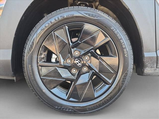 Used 2026 Hyundai Kona SEL Sport FWD image 23