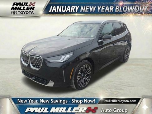 Used 2025 BMW X3 xDrive30i w/ Premium Package image 1