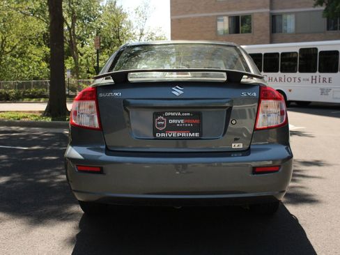 Used 2009 Suzuki SX4 Sedan FWD image 8