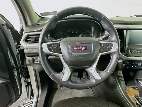 Used 2017 GMC Acadia SLE w/ Driver Alert Package I FWD image 15
