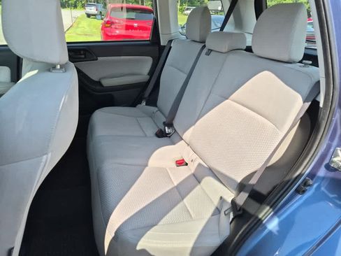 Used 2018 Subaru Forester 2.5i w/ Alloy Wheel Package AWD/4WD image 9