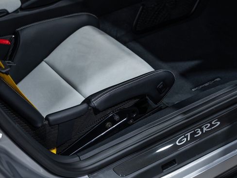 Used 2016 Porsche 911 GT3 RS RWD image 32