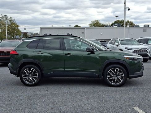 New 2026 Toyota Corolla Cross XLE image 4