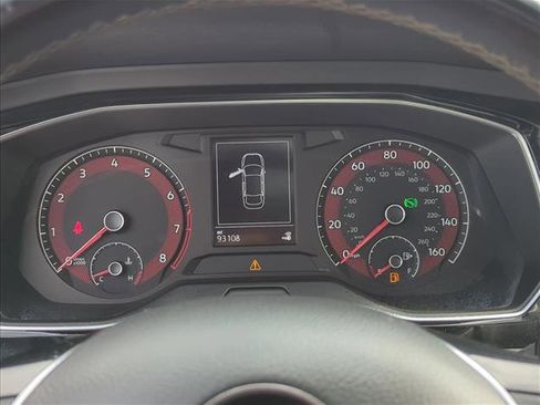 Used 2019 Volkswagen Jetta R-Line image 9