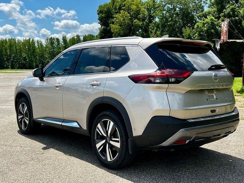 Used 2023 Nissan Rogue SL w/ SL Premium Package AWD/4WD image 4