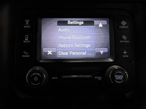 Used 2021 RAM 2500 Tradesman w/ Chrome Appearance Group image 18