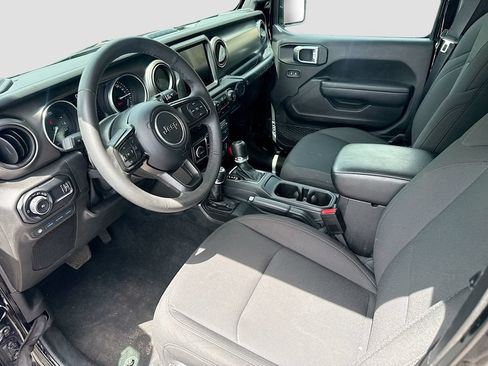 Used 2023 Jeep Wrangler Unlimited w/ 8.4" Radio Group AWD/4WD image 25
