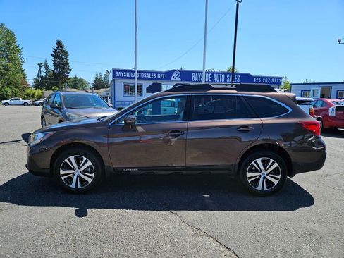 Used 2019 Subaru Outback 2.5i Limited w/ Popular Package #2 image 2