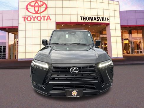 Used 2026 Lexus GX 550 w/ Accessory Package (2T) AWD/4WD image 2
