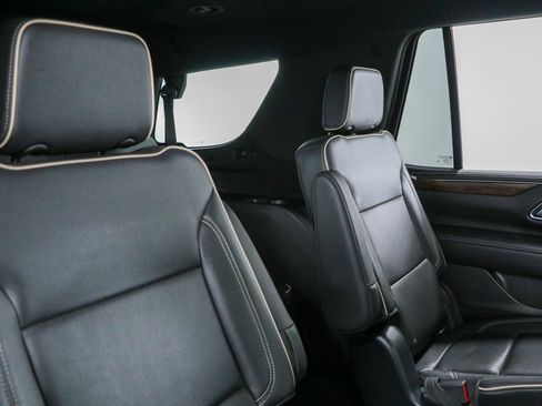 Used 2021 Chevrolet Tahoe Premier AWD/4WD image 31